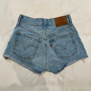 Levi's Shorts - Women's - Size 23